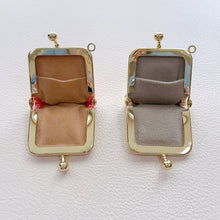 画像をギャラリービューアに読み込む, ジュエリーケース 金襴 ミニがま口 和柄ストラップ付｜六屋（ムツヤ）
