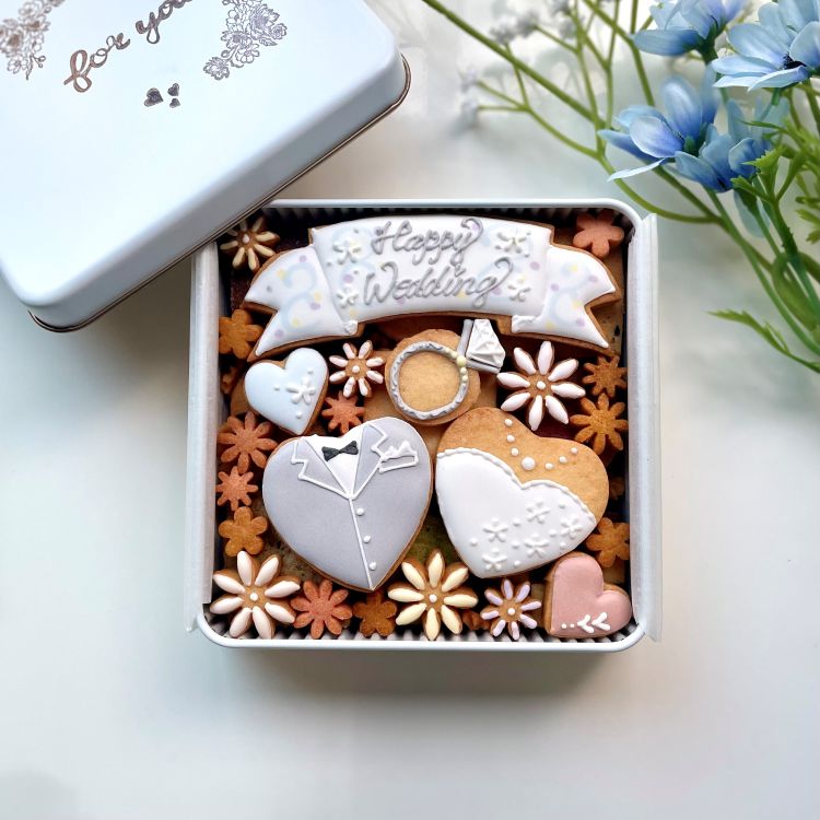 無添加アイシングのウエディングクッキー缶｜お菓子工房ブランシュネイジュ（オカシコウボウブランシュネイジュ）