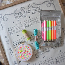 画像をギャラリービューアに読み込む, 2026 Fabric Calendar -Year of Horse-｜soiesoie（ソワソワ）
