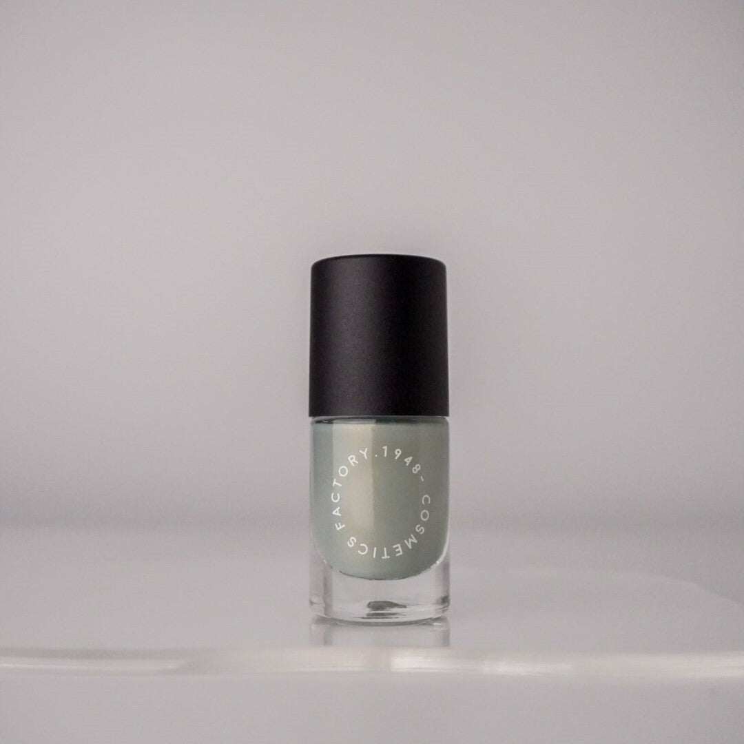 09 CELADON / 1948 NUANCE NAIL COLOR.｜1948- COSMETICS FACTORY.（イチキューヨンハチコスメティクスファクトリー）