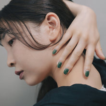 画像をギャラリービューアに読み込む, 21 LAURIER /1948 NUANCE NAIL COLOR.｜1948- COSMETICS FACTORY.（イチキューヨンハチコスメティクスファクトリー）
