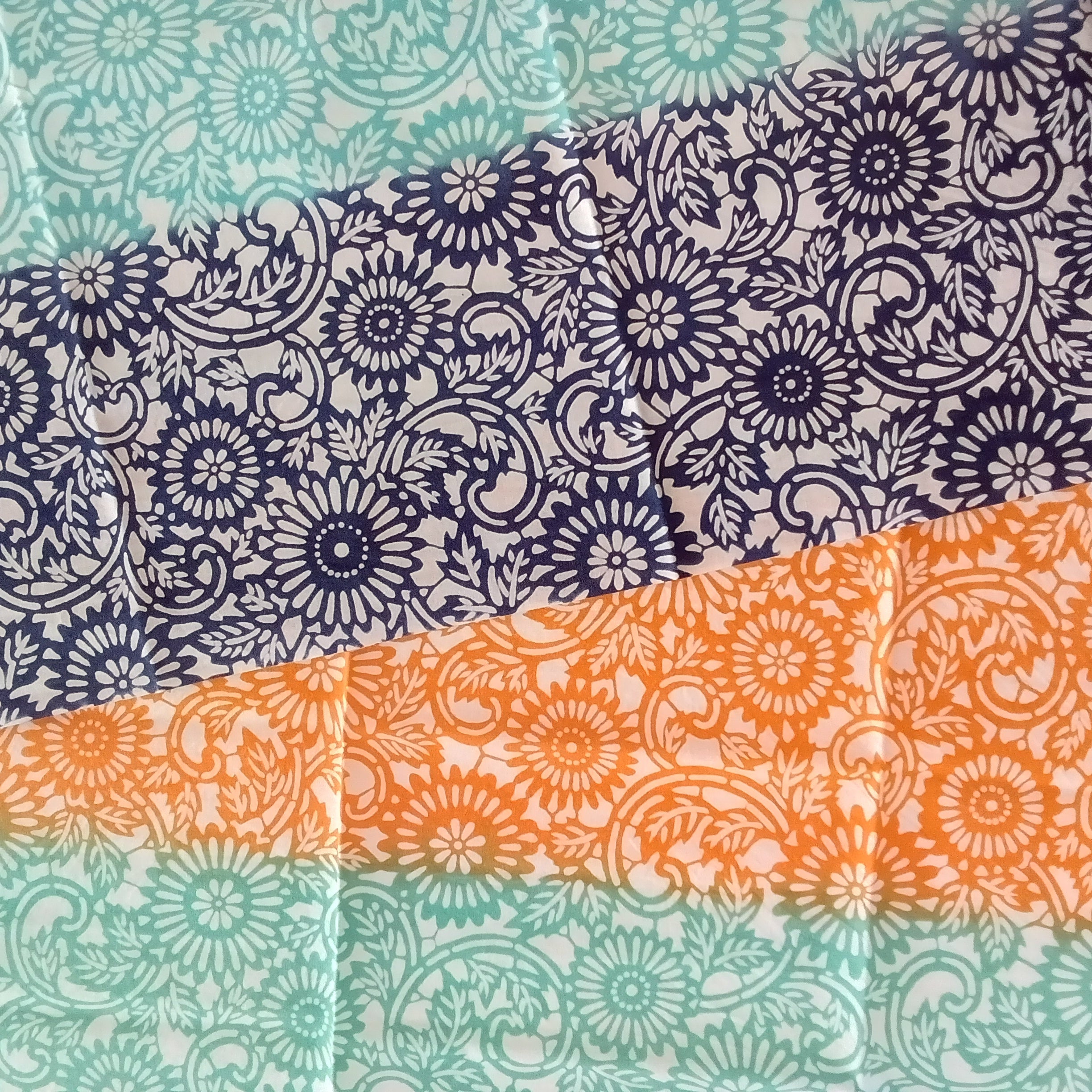 てぬぐい　伊勢菊｜染の里おちあい（ソメノサトオチアイ）