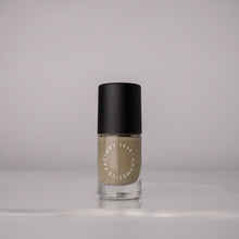 画像をギャラリービューアに読み込む, 02 ARTICHOKE / 1948 NUANCE NAIL COLOR.｜1948- COSMETICS FACTORY.（イチキューヨンハチコスメティクスファクトリー）
