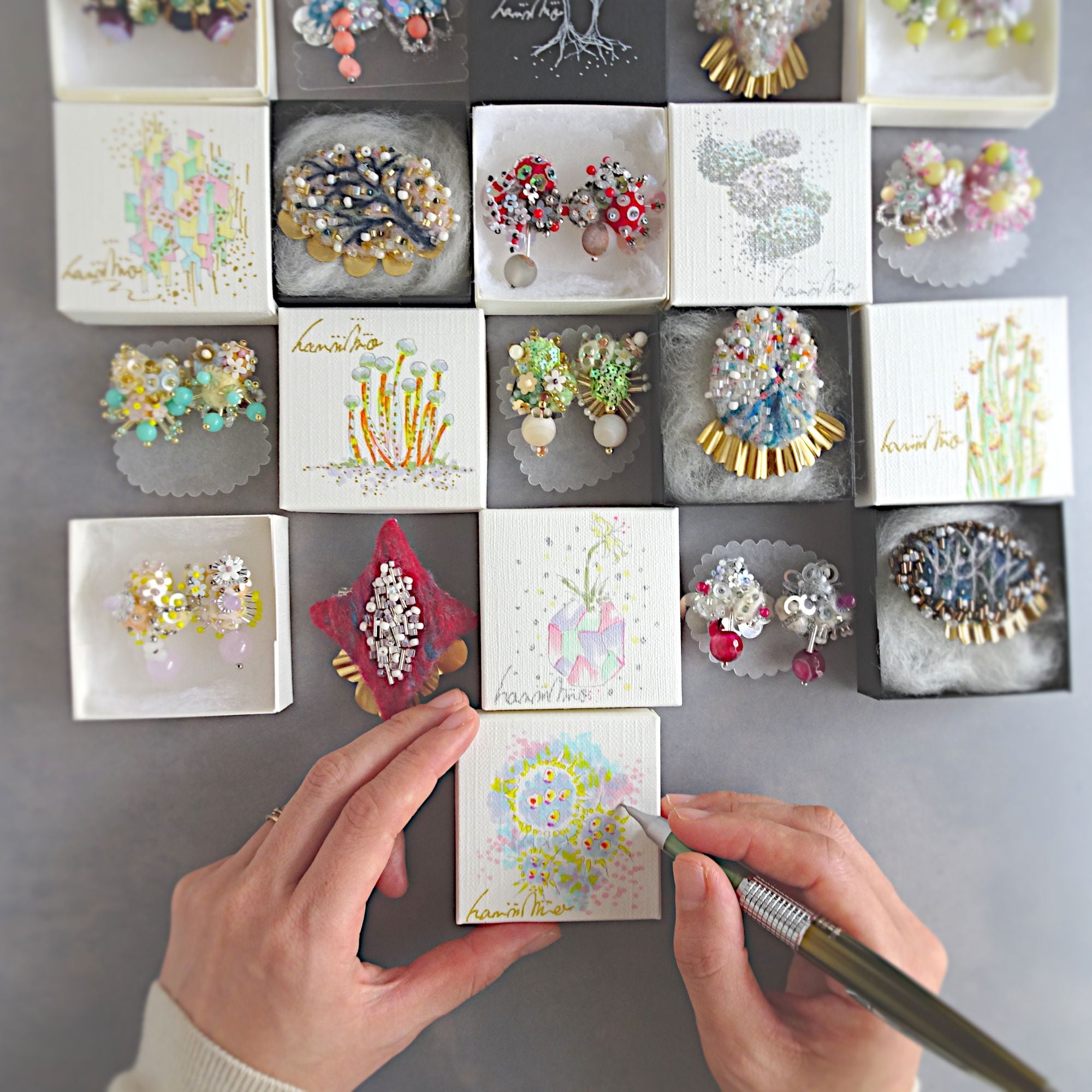 マルモ◆一点物✧カーネリアン×MOP×水晶 トリプレットストーンピアス マルモ様専用◇一点物✧カーネリアン×MOP×水晶 トリプレット