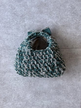 画像をギャラリービューアに読み込む, triangle denim fringe ribbon bag medium / green｜GONGON.crochet（ゴンゴンクロシェ）
