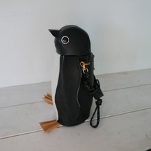 画像をギャラリービューアに読み込む, ペンギンの赤ちゃんバッグ・アデリーちゃん｜ガムアママレザーズ神戸（ガムアママレザーズコウベ）
