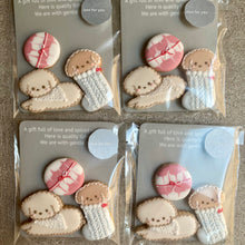 画像をギャラリービューアに読み込む, 冬のトイプードル2匹1月ver｜sumirecookies（スミレクッキーズ）
