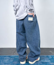 画像をギャラリービューアに読み込む, 【期間限定】タック ウォッシュデニム バレル パンツ｜Nora Lily（ノラリリー）
