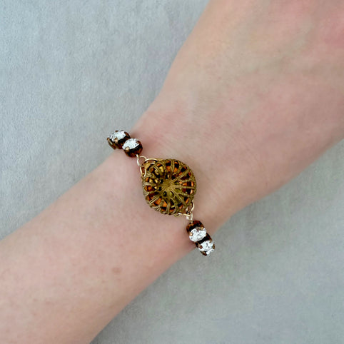 ERIKOART 【ブレスレット】特別なシーンを彩る優美なヴィンテージスワロフスキーとクラスプのブレスレット｜ERIKOART（エリコアート）