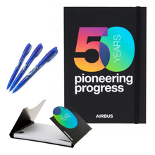 画像をギャラリービューアに読み込む, AIRBUS Note Book Post it Pen Set 50th Anniversary エアバス 50周年記念 ノート ポストイット ボールペン お得なセット｜Skyart JAPAN（スカイアートジャパン）
