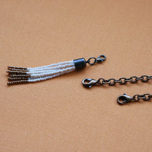 画像をギャラリービューアに読み込む, 牛本革2Wayがま口ミニバッグ（ポーチ／クラッチ／ポシェット／ショルダー）モノトーン｜レザー｜ミニマル｜コンパクト｜がま口｜Des Ailes（デゼル）
