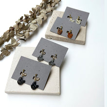 画像をギャラリービューアに読み込む, 【期間限定】 ドッグアイコン ピアス｜gram（グラム）
