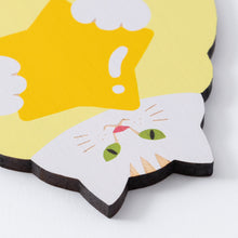 画像をギャラリービューアに読み込む, 商品名 猫雑貨・木製プレート＆コースター【ねこまみれ　推し色　黄】｜Ten＆O Art+Craft（テンアンドオー　アートクラフト）
