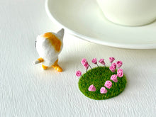 画像をギャラリービューアに読み込む, 春を感じて猫さん（黄トラ白）｜手ノヒラ堂（テノヒラドウ）
