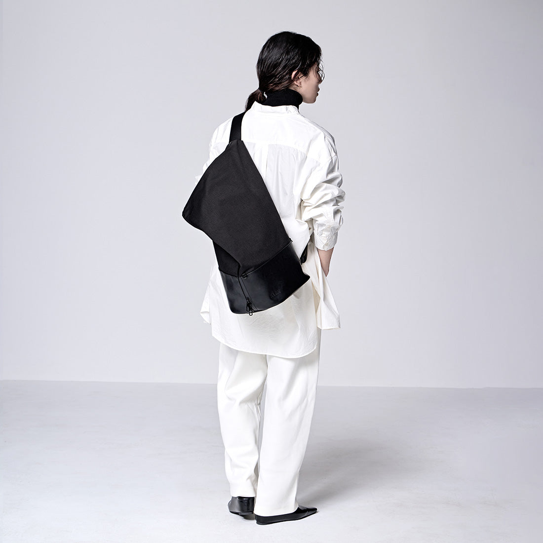 KLON CONNECT ONE SHOULDER BAG｜KLON（クローン） – CHOOSEBASE SHIBUYA