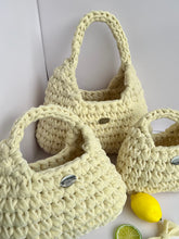 画像をギャラリービューアに読み込む, velvet ribbon bag [ butter yellow ] small/medium/large｜GONGON.crochet（ゴンゴンクロシェ）
