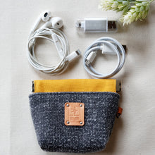 画像をギャラリービューアに読み込む, イヤホンポーチ／ガジェットポーチ／ケーブルポーチ（デニムライク）| 鍵、イヤホン、ケーブルなどの収納・持ち運びに便利 | 実用的 | 男前 | ギフト | クリスマスプレゼント | 誕生日 | バレンタイン | プチギフト | 男性 | 女性 | メンズ | ユニセックス｜Des Ailes（デゼル）

