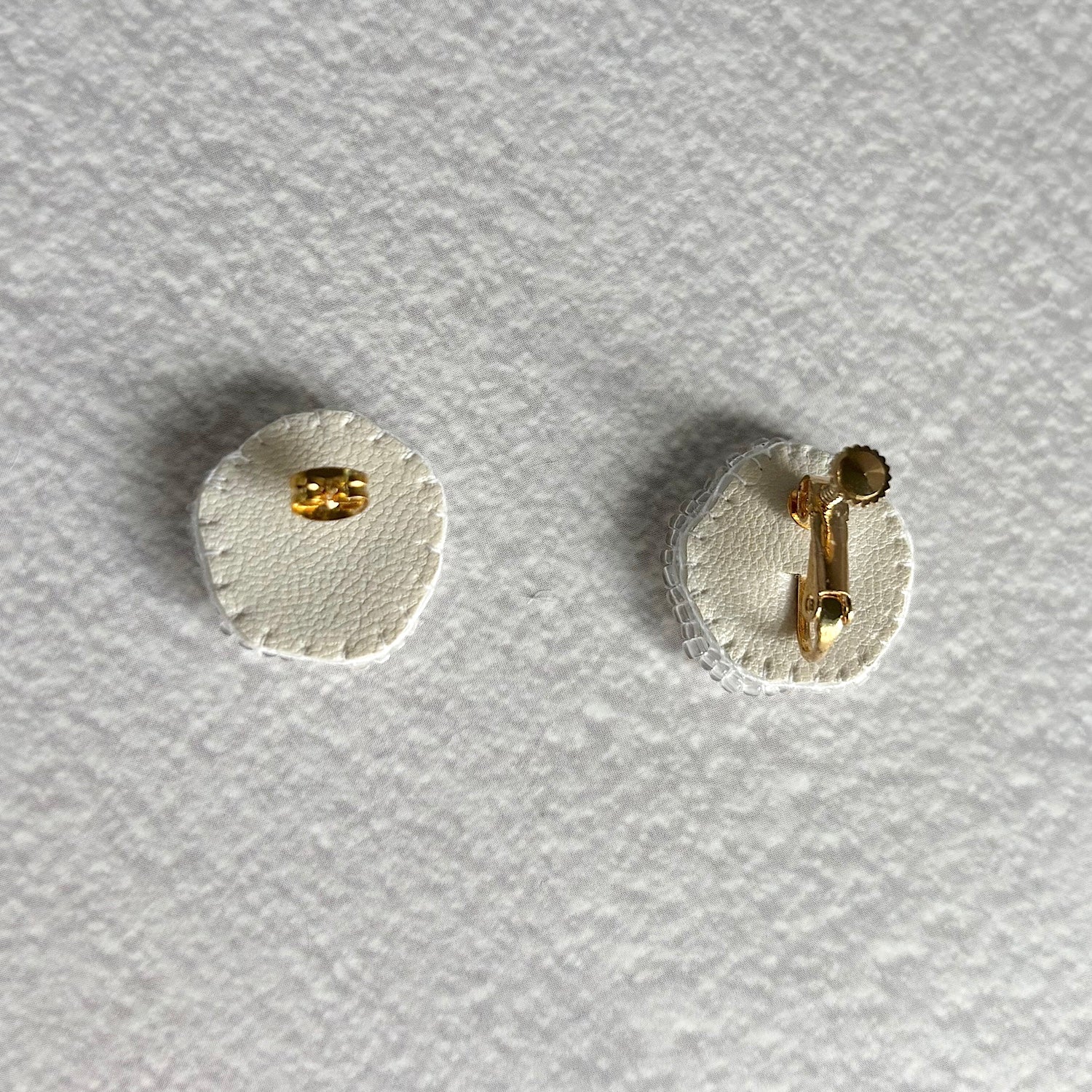 全6色 ビーズ刺繍のイヤリングorピアス（ニッケルフリー）《melty 