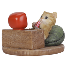 画像をギャラリービューアに読み込む, テレビを見る茶トラ　スマホスタンド｜WooBia（ウービア）
