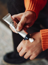 画像をギャラリービューアに読み込む, ハンドクリーム ゴールデンフランキンセンス｜CIGARRO（シガーロ）
