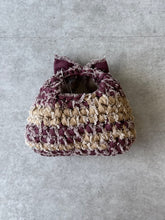 画像をギャラリービューアに読み込む, triangle denim fringe ribbon bag small / red × beige｜GONGON.crochet（ゴンゴンクロシェ）
