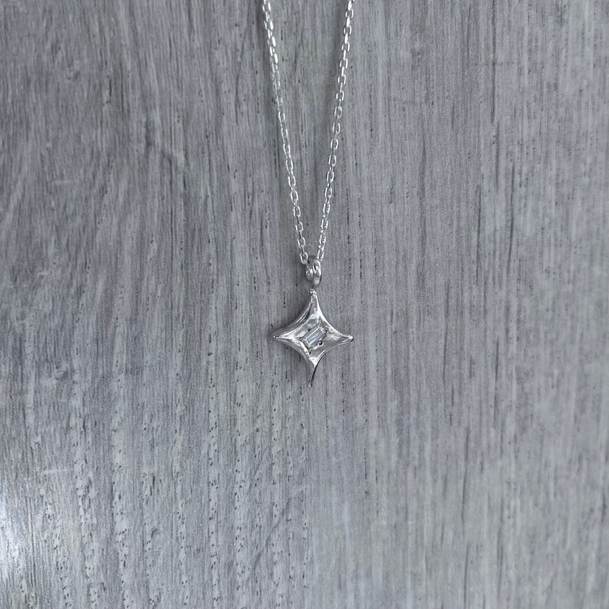 WINKLING STAR LIGHT NECKLACE（48）｜Truph.BIJOUX（トリュフビジュー）