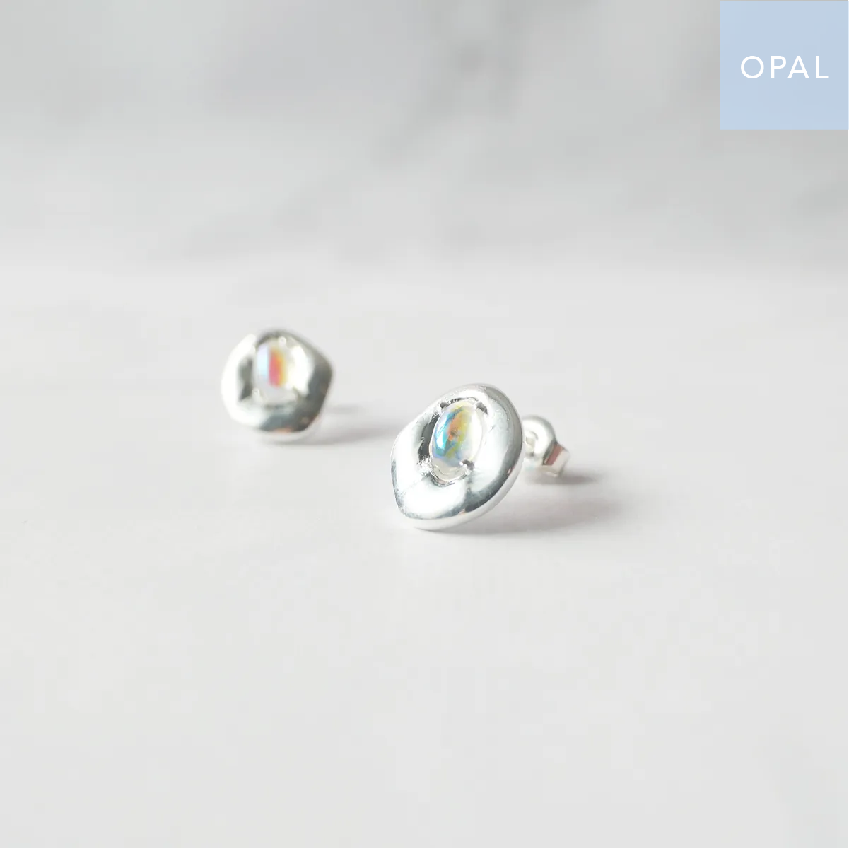 オパール スタッドピアス（シルバー925）｜SMUK（スムーク）