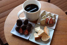 画像をギャラリービューアに読み込む, 苺ショコラ（真紅の美鈴）ビター｜バルスタック
