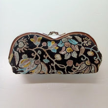 画像をギャラリービューアに読み込む, がま口【ソラマメ】　メガネ入れ｜染の里おちあい（ソメノサトオチアイ）
