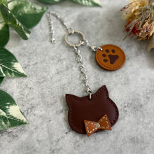 画像をギャラリービューアに読み込む, ねこと肉球のバッグチャーム｜Leather works Plantago（レザーワークス　プランターゴ）
