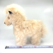 画像をギャラリービューアに読み込む, ベビーアルパカの天然皮革 馬 ぬいぐるみ｜ペルー職人手仕事・一点もの
