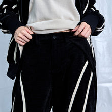 画像をギャラリービューアに読み込む, カーブライン トラック パンツ｜Nora Lily（ノラリリー）
