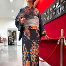 画像をギャラリービューアに読み込む, 扇子【鳳凰】山崎大輝デザイン 同柄収納袋・化粧箱入｜KUTANI×KIMONO（クタニキモノ）
