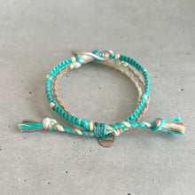 画像をギャラリービューアに読み込む, オリジナル3連ミサンガ 天然石×ダブルフェザー｜On Cloud Nine（オンクラウドナイン）
