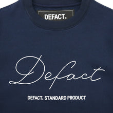画像をギャラリービューアに読み込む, CLASSIC LOGO Sweat Crew [Navy]｜DEFACT（デファクト）
