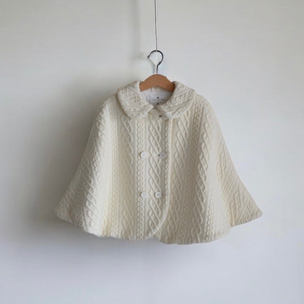 Cable knit cape｜Seeds and Bloom（シーズアンドブルーム）