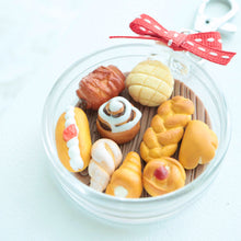 画像をギャラリービューアに読み込む, 小さなパン屋さん　キーホルダー｜minimaru（ミニマル）
