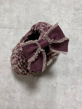画像をギャラリービューアに読み込む, triangle denim fringe ribbon bag medium / red｜GONGON.crochet（ゴンゴンクロシェ）
