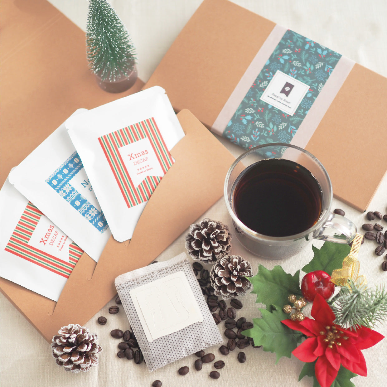 ＜デカフェ＞ クリスマスコーヒー飲み比べプチギフト3個セット｜ドリップバッグ珈琲｜デカフェのしおり｜デカフェのしおり