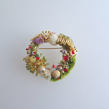 画像をギャラリービューアに読み込む, コロニーリースブローチ//野花｜hanmmmo（ハンモ）
