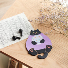 画像をギャラリービューアに読み込む, 猫雑貨・木製プレート＆コースター【ねこまみれ　推し色　紫】｜Ten＆O Art+Craft（テンアンドオー　アートクラフト）
