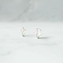 画像をギャラリービューアに読み込む, ピンクオパール・シルバー925ハギーピアス｜SMUK（スムーク）
