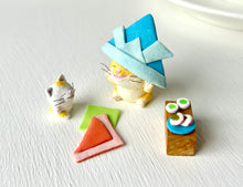 画像をギャラリービューアに読み込む, カブト大きめ猫さん｜手ノヒラ堂（テノヒラドウ）
