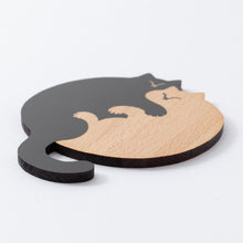 画像をギャラリービューアに読み込む, 猫雑貨・木製プレート＆コースター【ねこまみれ　添い寝】｜Ten＆O Art+Craft（テンアンドオー　アートクラフト）
