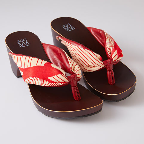 MANAKA 波柄ヒール下駄（台：ブラウン）：6.5cmヒール｜MANAKA（マナカ）