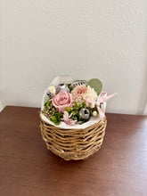 画像をギャラリービューアに読み込む, コロンとしたプリザーブドフラワー｜ふぁん natural  florist（ファン　ナチュラル　フローリスト）
