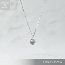 画像をギャラリービューアに読み込む, マザーオブパール ネックレス（シルバー925／ロジウムプレーティング）｜SMUK（スムーク）
