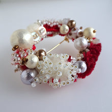 画像をギャラリービューアに読み込む, コロニーリースブローチ//ワインレッド｜hanmmmo（ハンモ）
