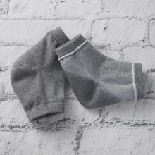 画像をギャラリービューアに読み込む, 足の睡眠美容ケアセット（クラックドヒールバーム ラージ67gバーム &amp; ジェルソックス）｜LYKKE（リュッケ）
