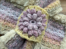 画像をギャラリービューアに読み込む, お花モチーフのティペット　通すだけ　首周りにフィット　ふわふわ｜M'S  CROCHET（エムズクロシェット）
